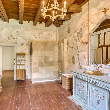 Ferienhaus Cahuzac Chateau Sleeps 12 Pool Wifi Bergerac
