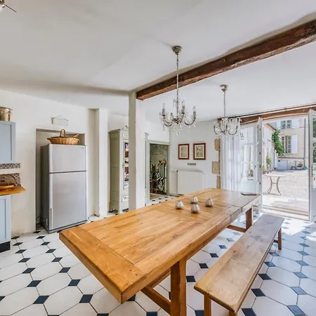 Cahuzac Chateau Sleeps 12 Pool Wifi * Bergerac
