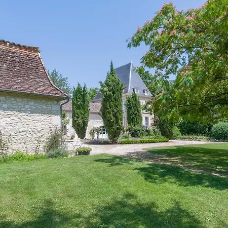 Cahuzac Chateau Sleeps 12 Pool Wifi *