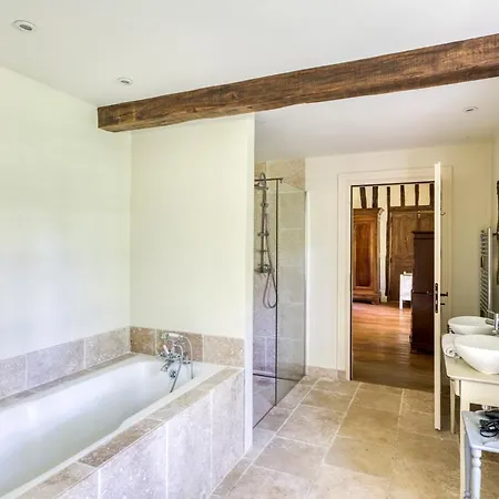 Cahuzac Chateau Sleeps 12 Pool Wifi * Bergerac